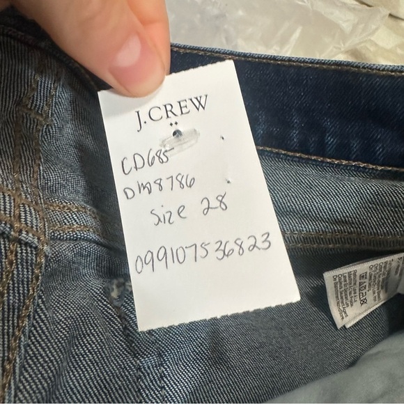 J crew dark wash blue Essential straight jean in all-day stretch - Picture 4 of 5